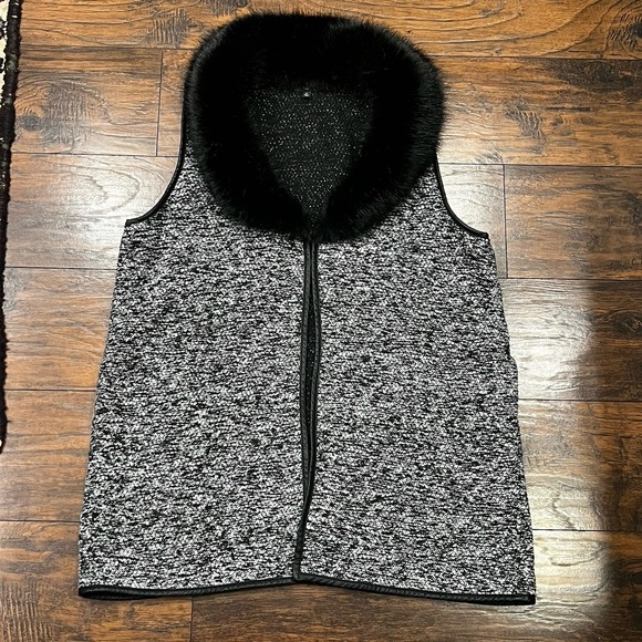 Talbots Removable Faux Fur-Trim Collar Longline Boucle Vest, Women's Size 1X‎ - Picture 3 of 11